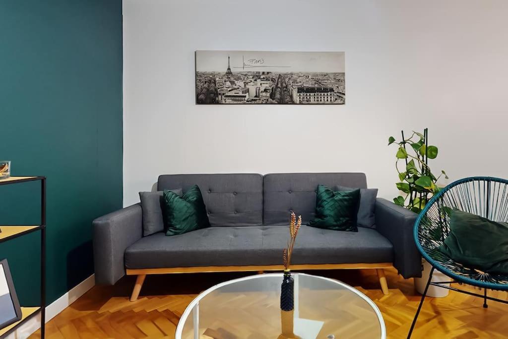 8 Personnes - 4 Rooms - 2 Salle De Bain - Metro 7 & 14 - Porte Italie - Private Car Park- Wifi Le Kremlin-Bicetre Bagian luar foto